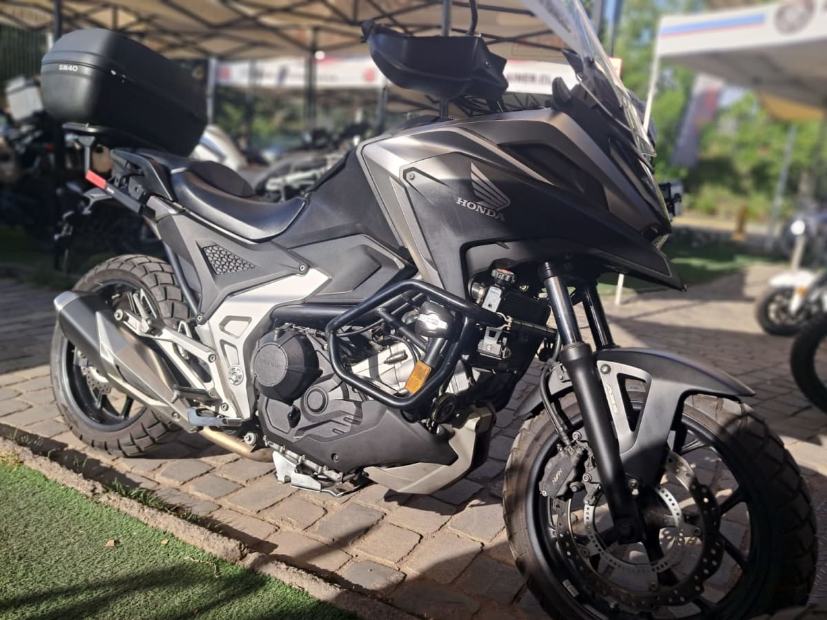 2022 Honda NC 750X NC Rojo - Imagen 1