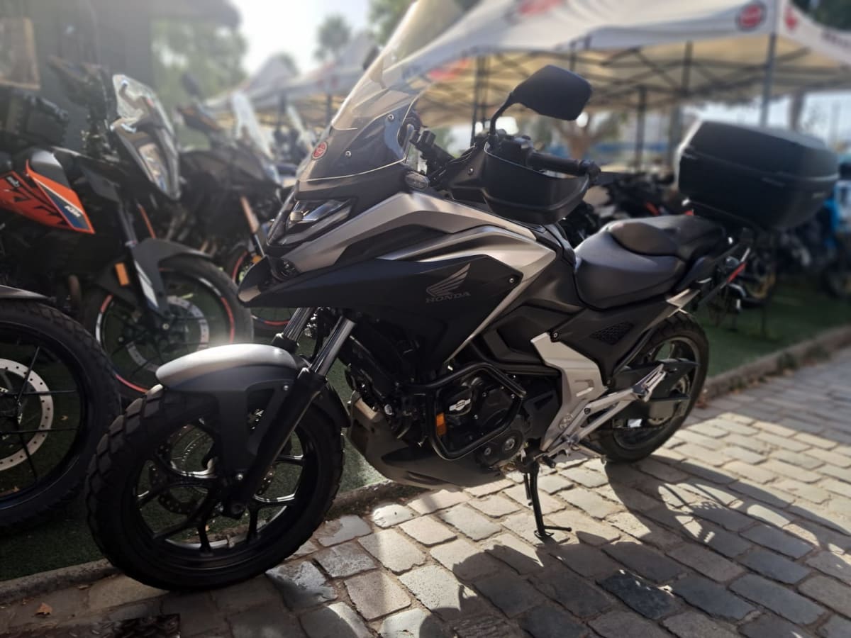 2022 Honda NC 750X NC Rojo - Miniatura 7