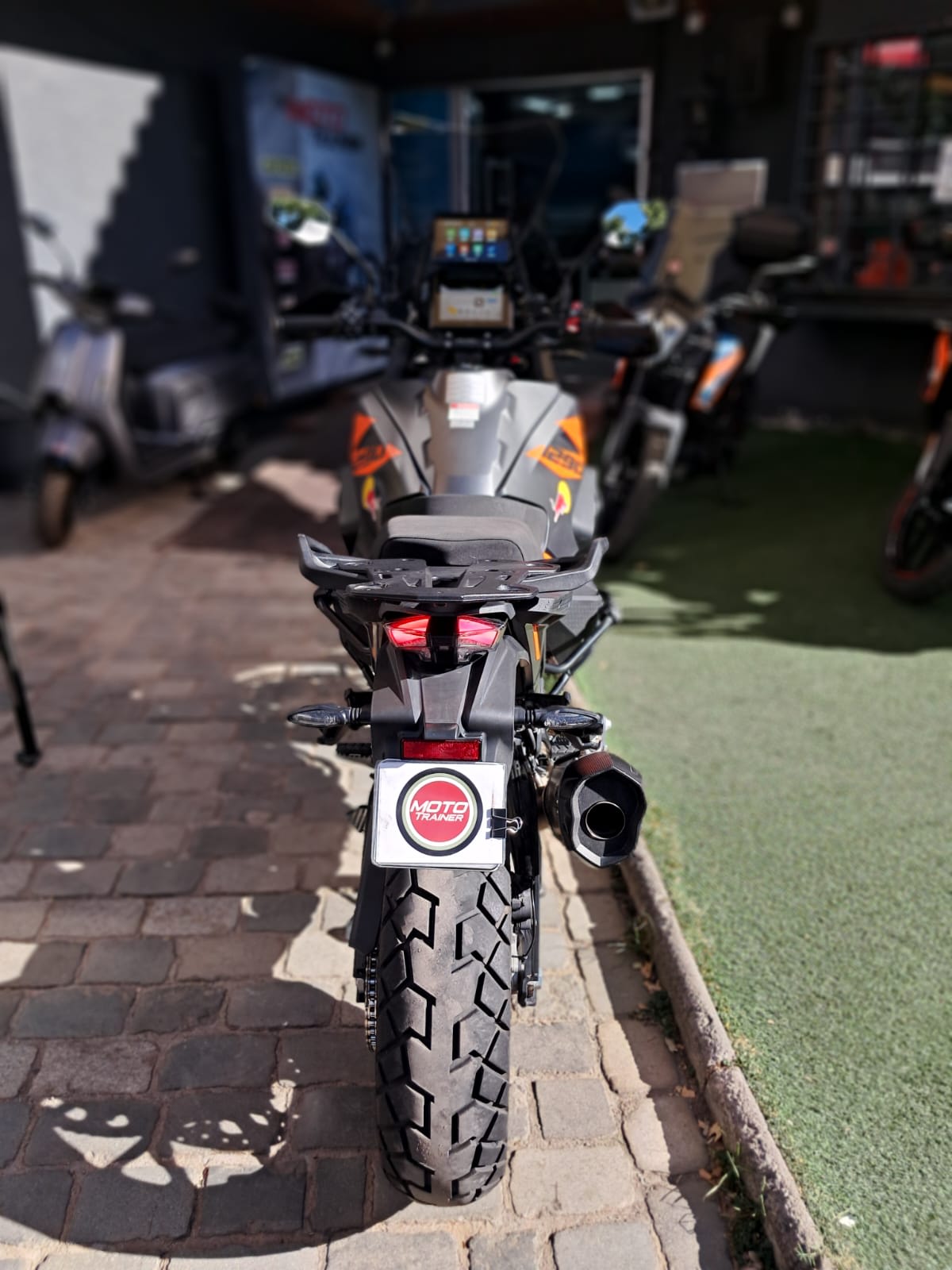 2022 KTM 1290 Super Adventure 1290 Naranja - Miniatura 4