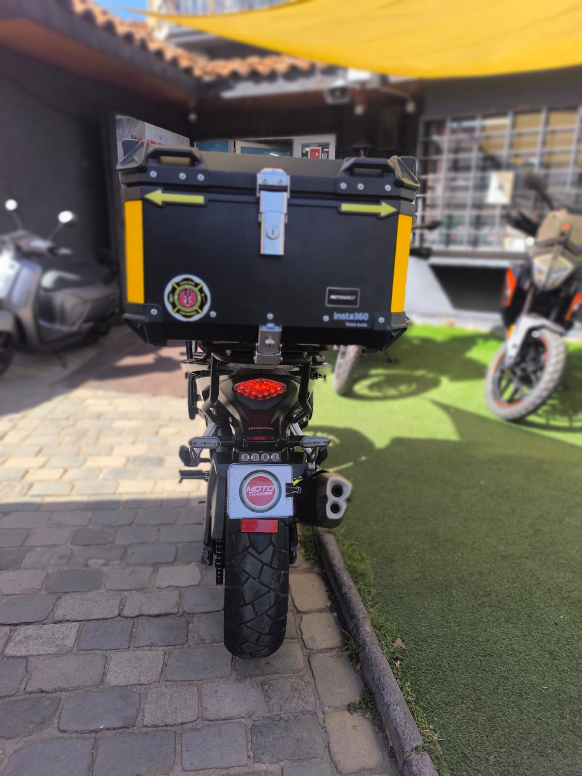 2022 Honda CB500X CB500 Negro - Miniatura 5