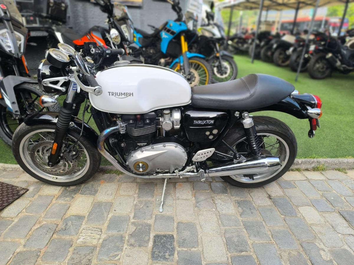 2017 Triumph Thruxton 1200 1200 - Miniatura 7