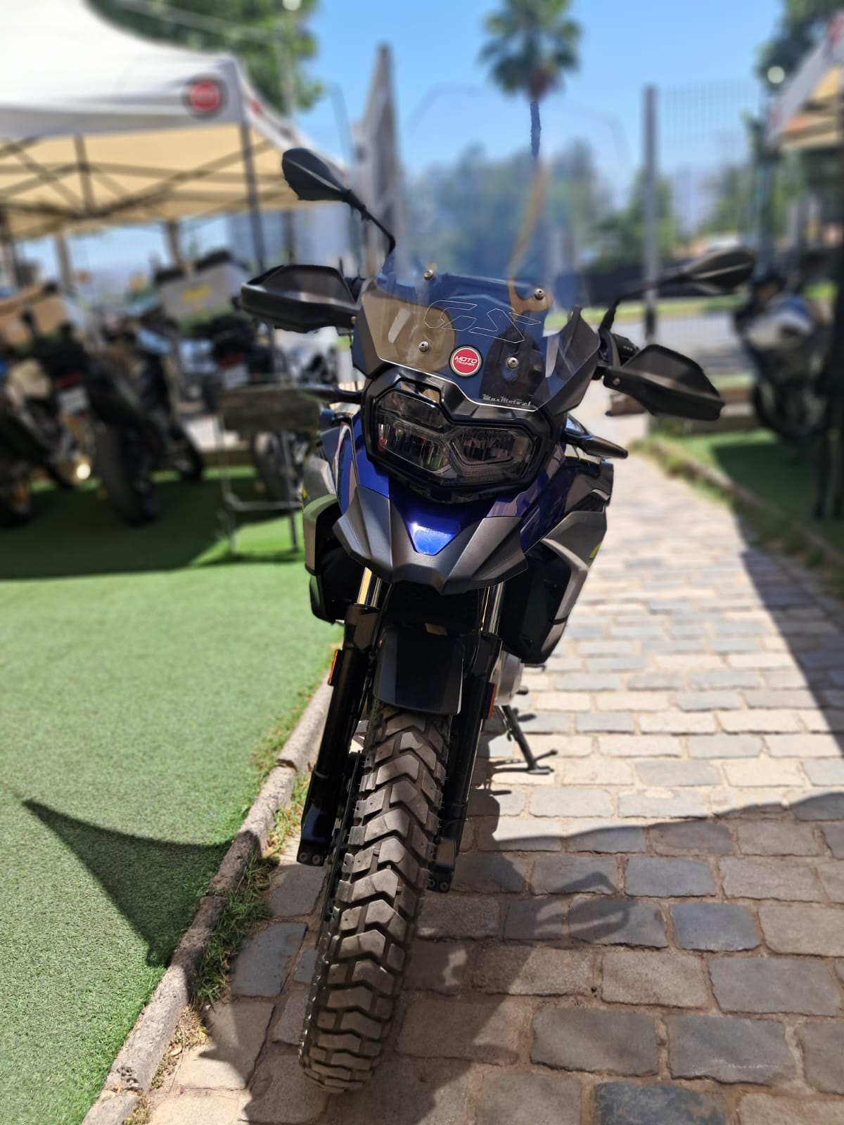 2023 BMW F 750 GS F Blanco - Miniatura 8