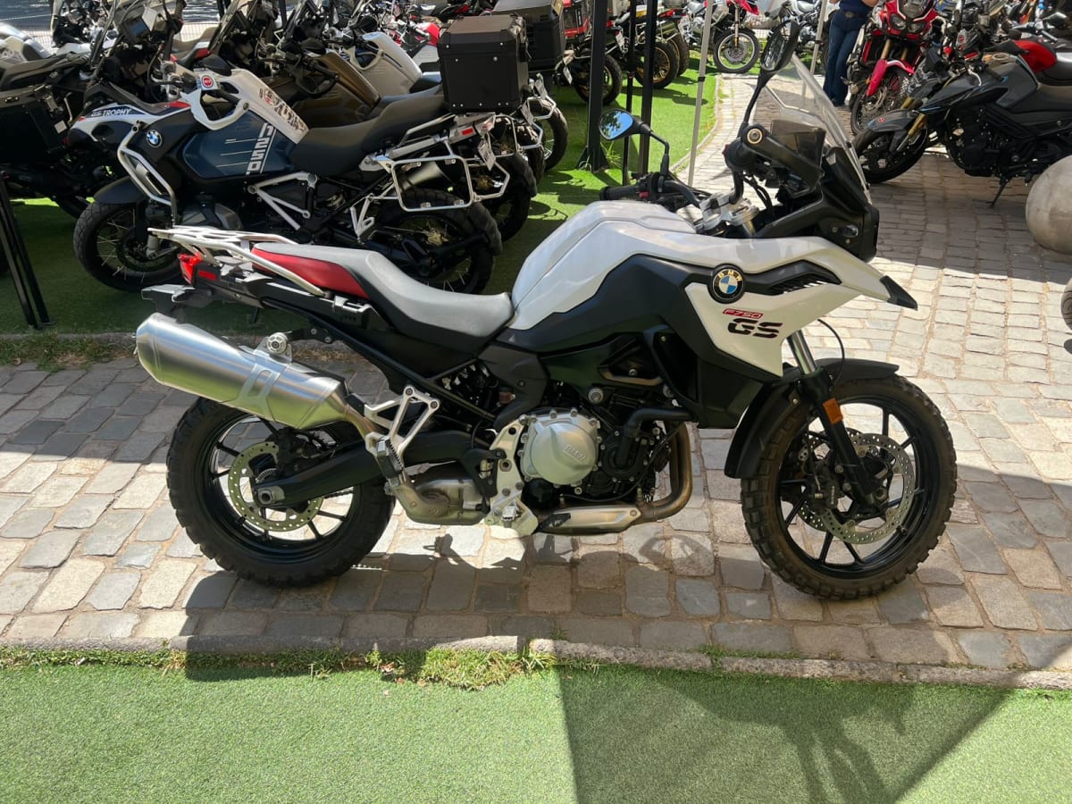 2022 BMW F 750 GS F Negro - Miniatura 2