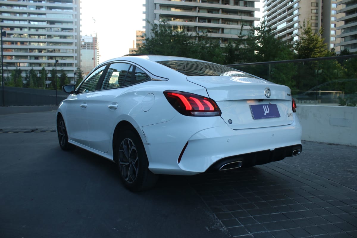 2023 MG Gt 1.5 Blanco - Miniatura 6