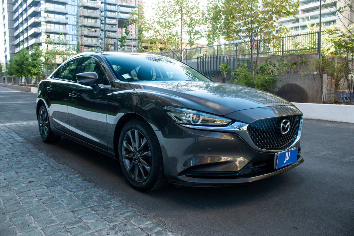 2019 Mazda 6 2.0 Gris - Miniatura 2