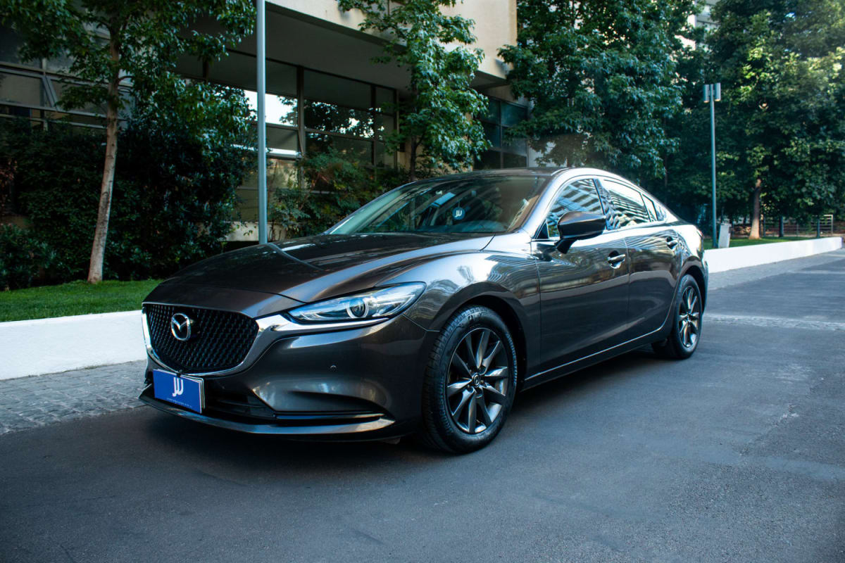 2019 Mazda 6 2.0 Gris - Miniatura 3