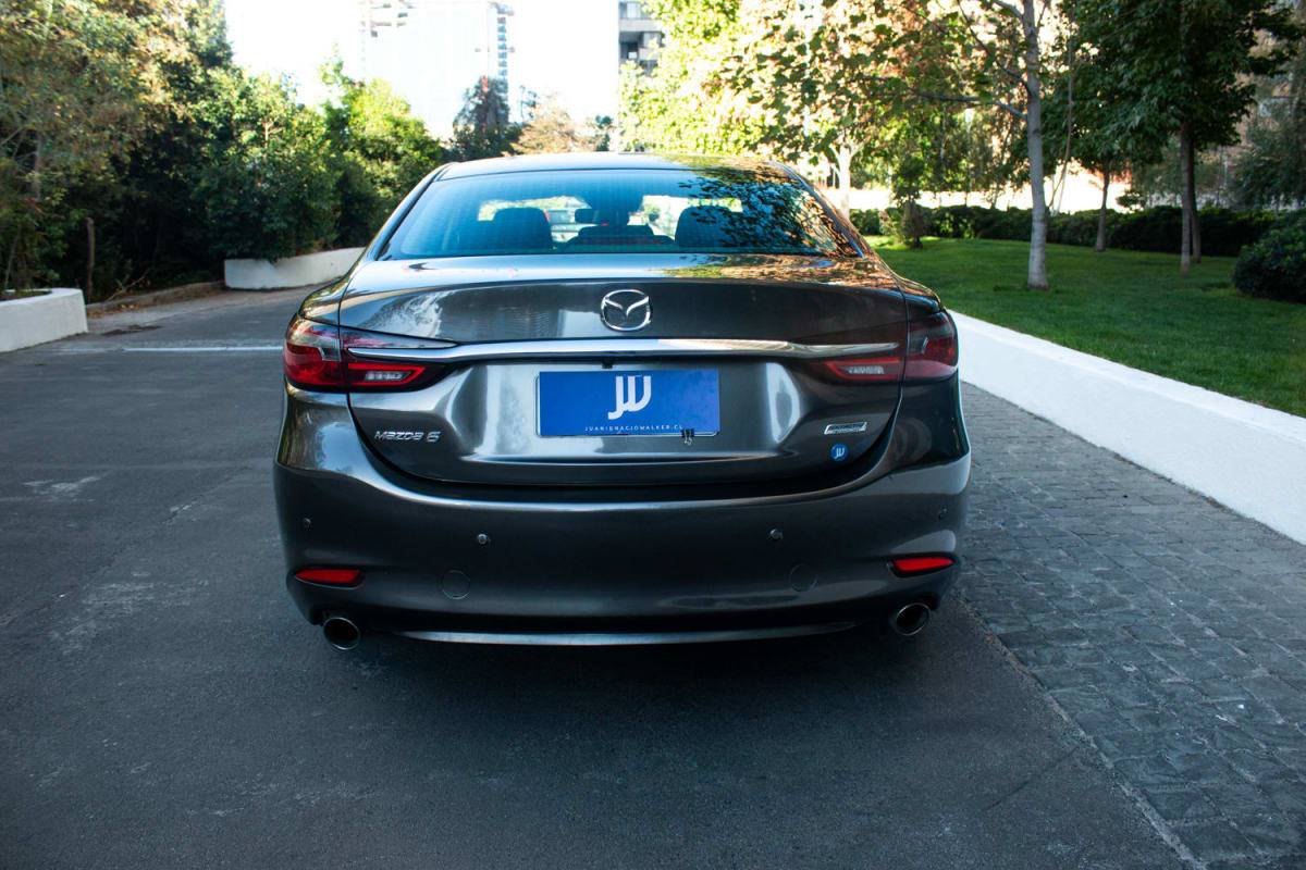 2019 Mazda 6 2.0 Gris - Miniatura 5