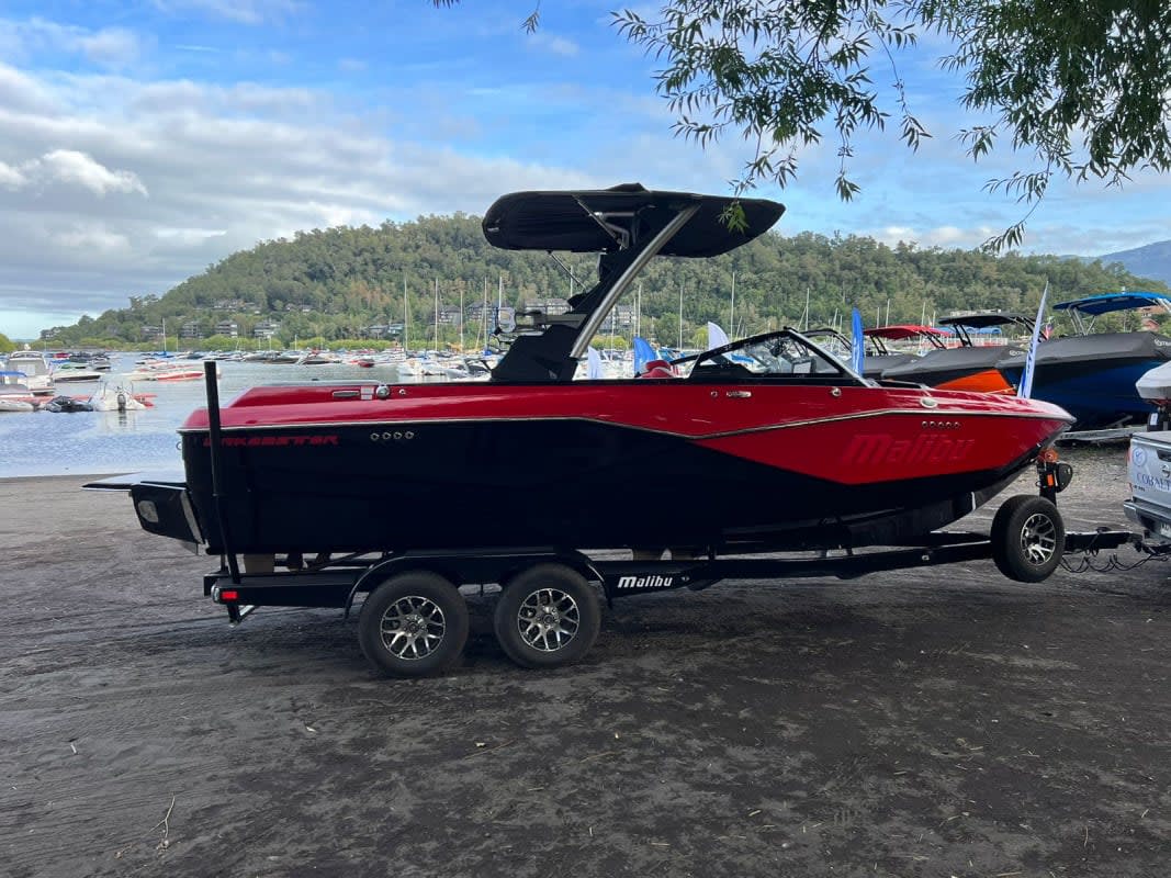 Malibu 22 LSV Blanca 2023 - Imagen 1