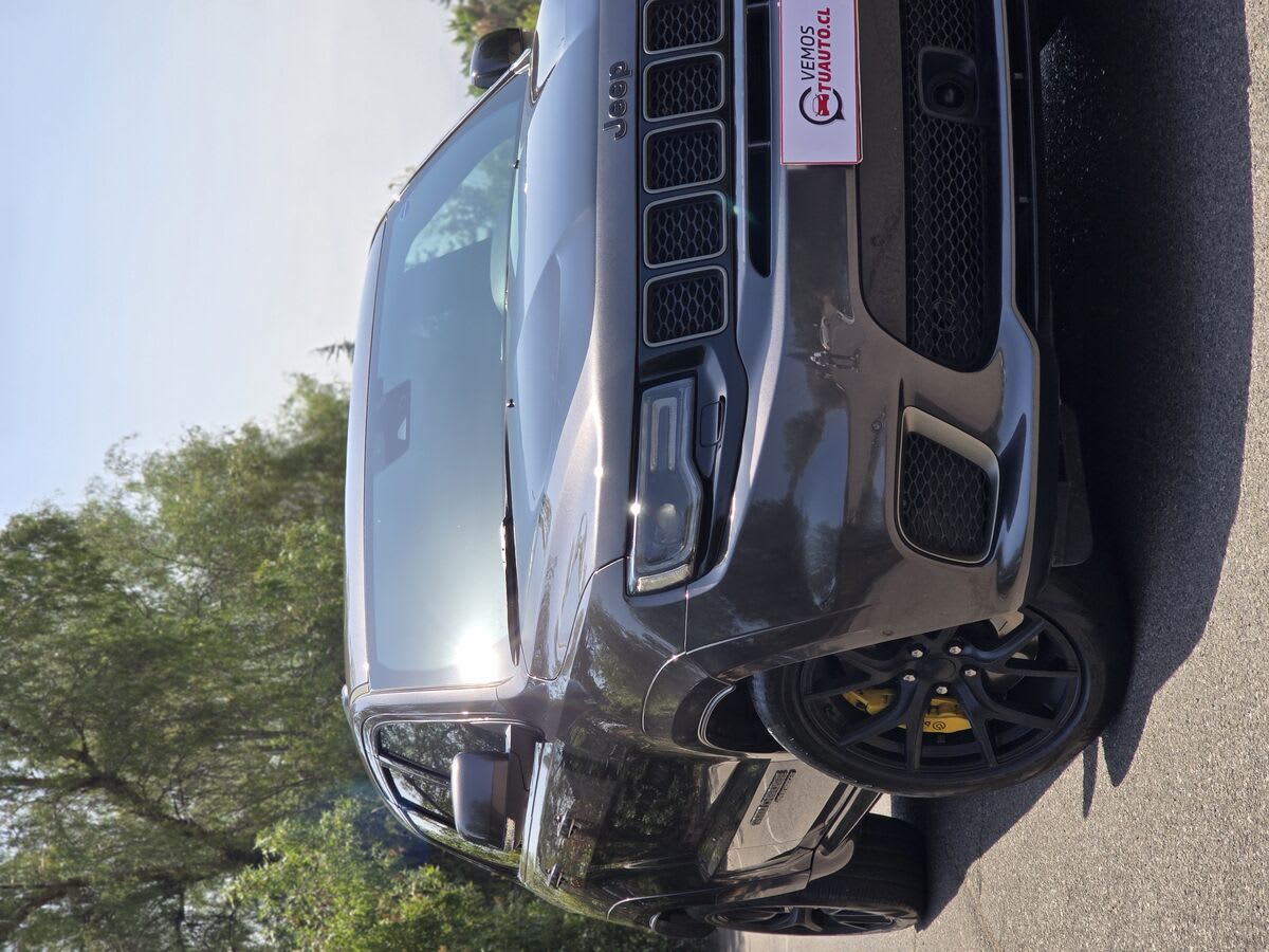 2020 Jeep Grand Cherokee TRACKHAWK 4X4 6.2 Gris - Miniatura 3