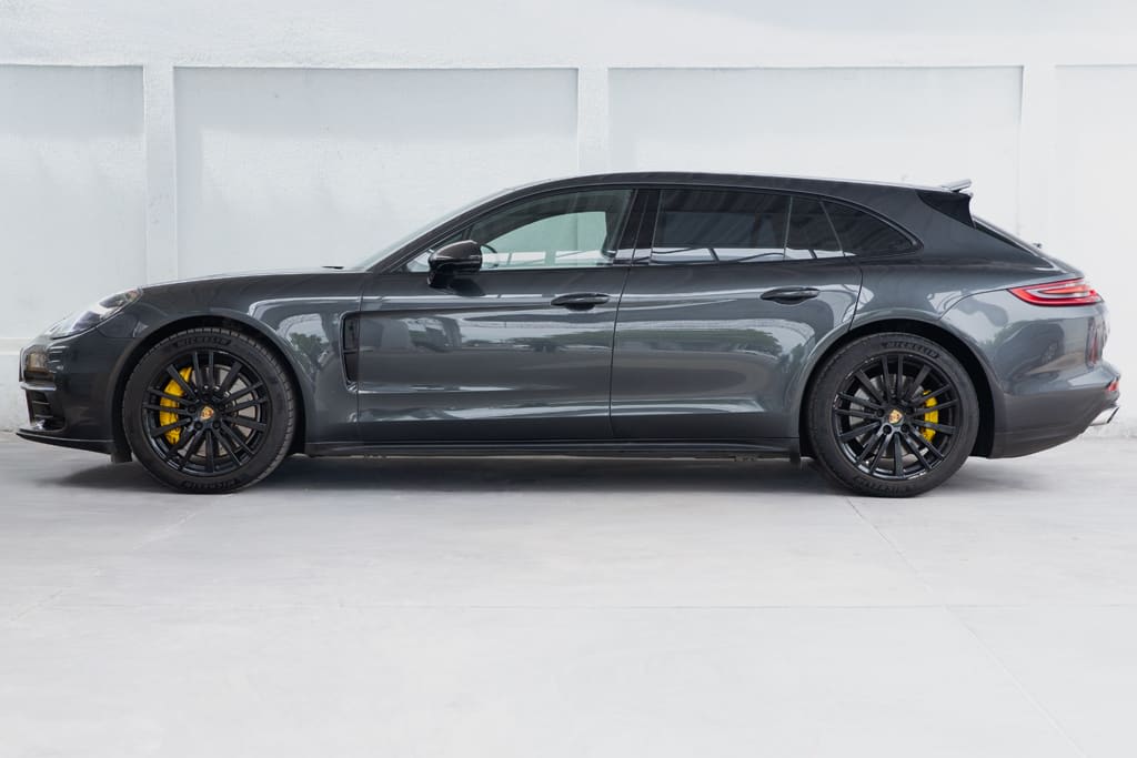 2019 Porsche Panamera 4 SPORT TURISMO 3.0L V6 TURBO 330HP - Miniatura 5