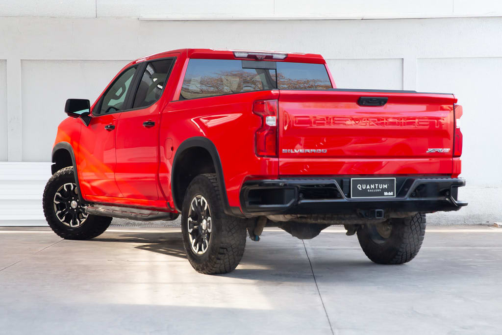 2023 Chevrolet Silverado SILVERADO ZR2 6.2L V8 420HP Rojo - Miniatura 3