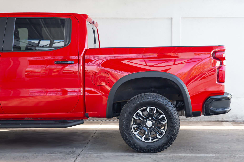 2023 Chevrolet Silverado SILVERADO ZR2 6.2L V8 420HP Rojo - Miniatura 7
