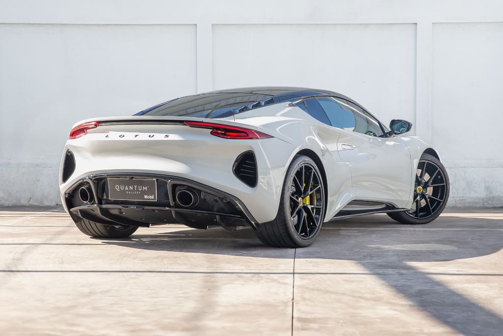 2024 Lotus Emira FIRST EDITION V6 3.5L COMPRESOR 405HP - Miniatura 4