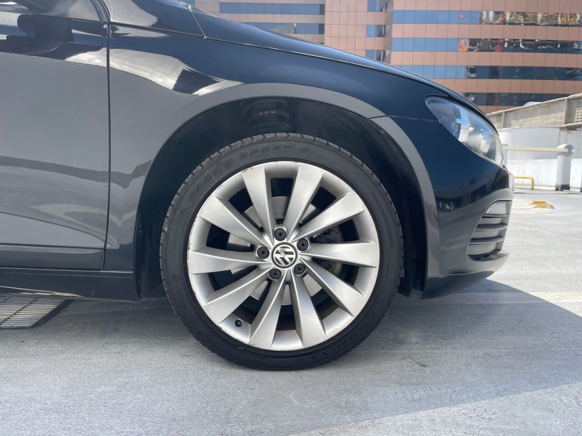 2015 Volkswagen Scirocco 2.0 TEMPESTA AT Negro - Miniatura 9