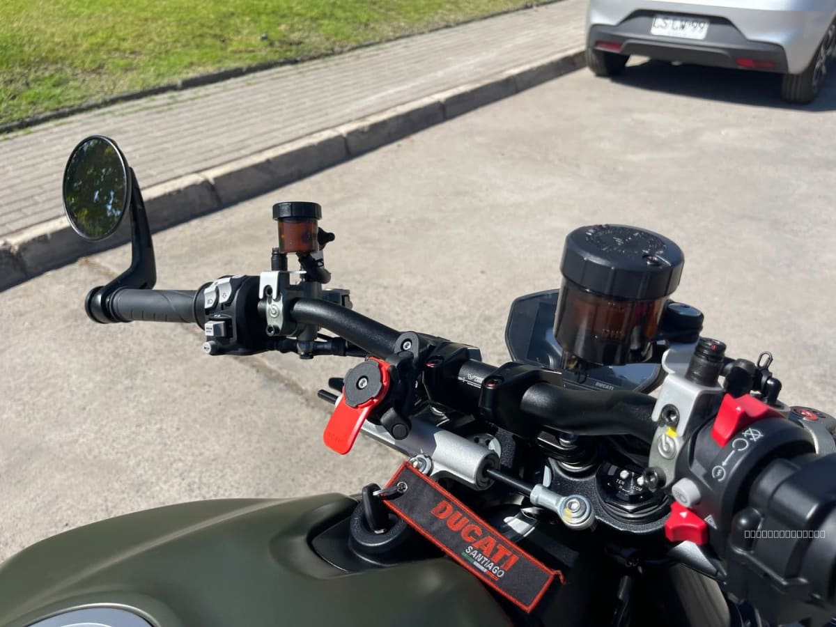Ducati Streetfighter V2 Verde — foto 21 de 32