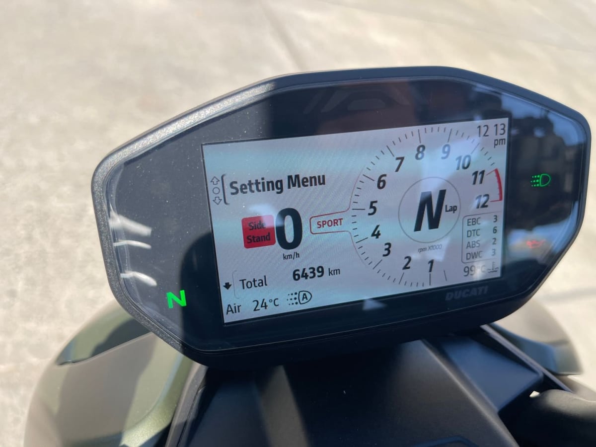 Ducati Streetfighter V2 Verde — foto 27 de 32