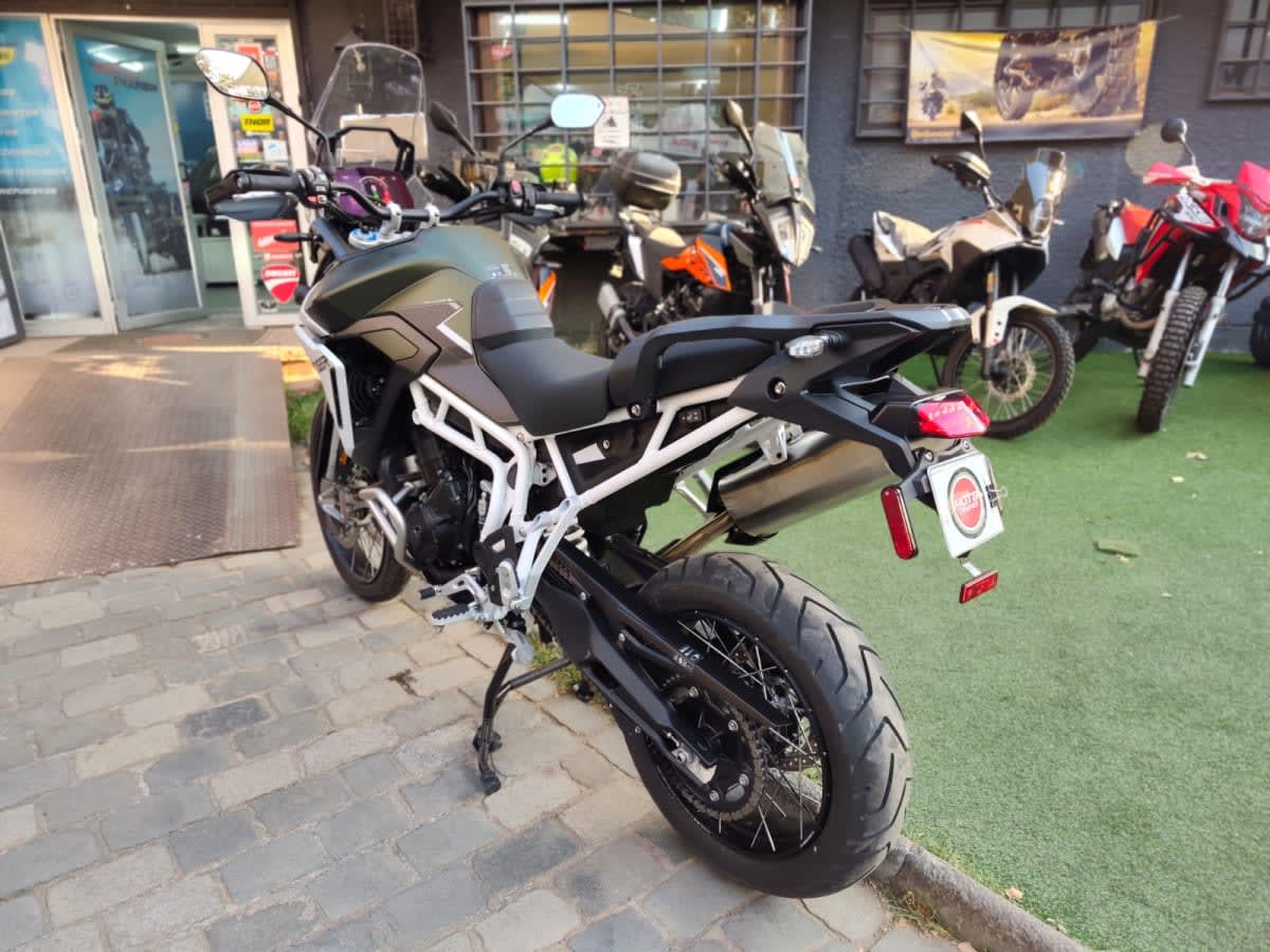 2026 Triumph Tiger 900 Tiger Blanco - Miniatura 6