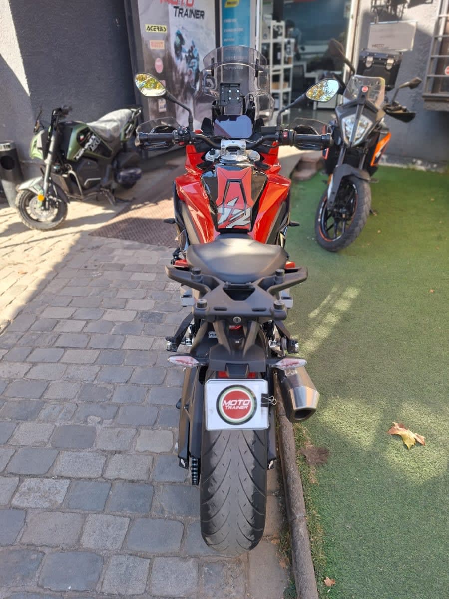2023 BMW S1000 XR S1000 Negro - Miniatura 4