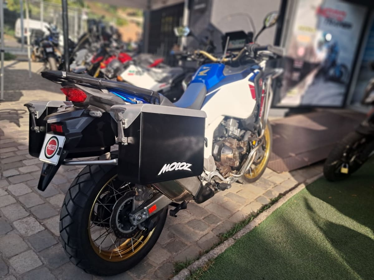 2023 Honda Africa Twin 1100 Africa Negro - Miniatura 4
