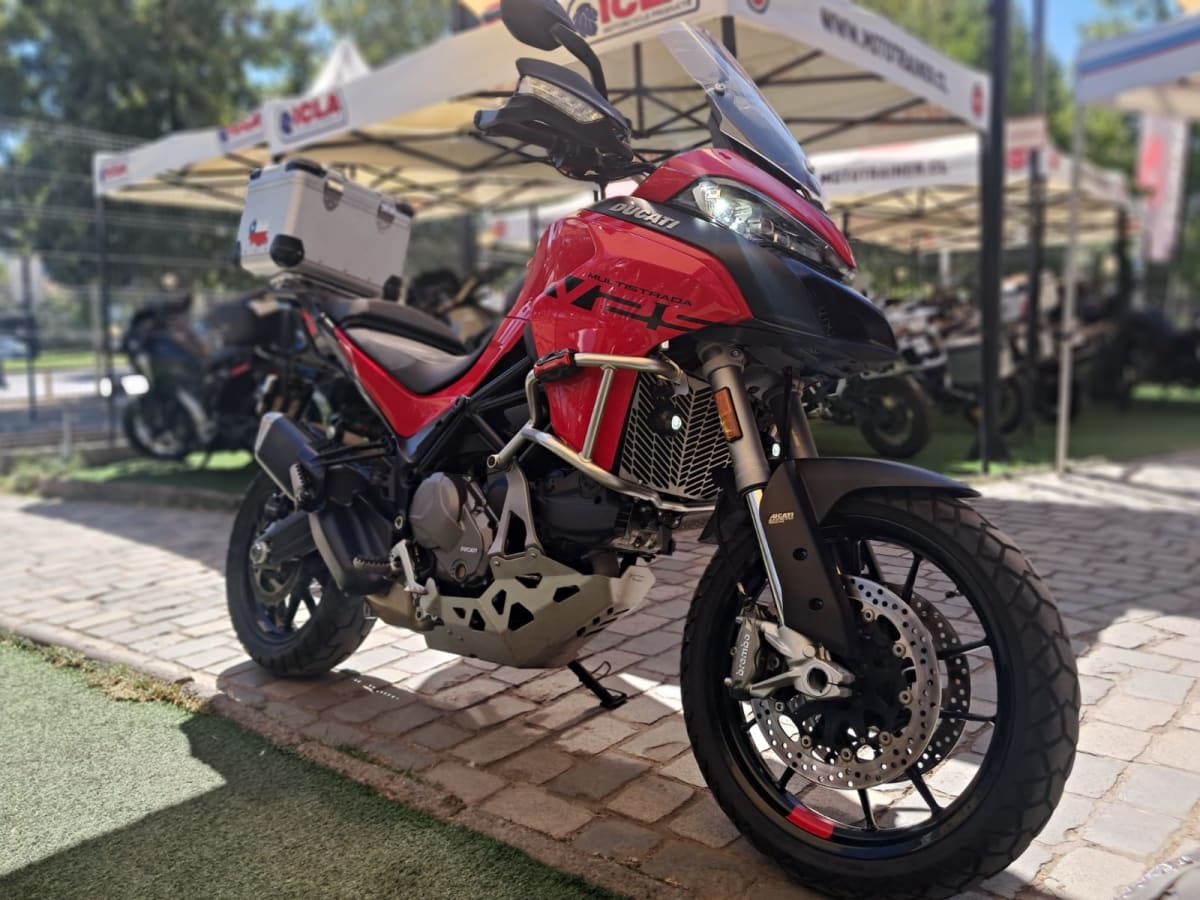 2022 Ducati Multistrada 950 Multistrada Rojo - Imagen 1
