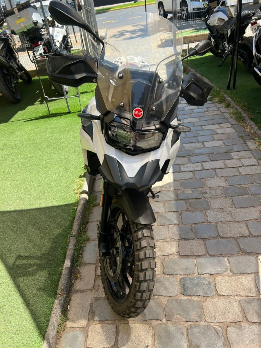 2022 BMW F750 GS F750 Negro - Miniatura 8
