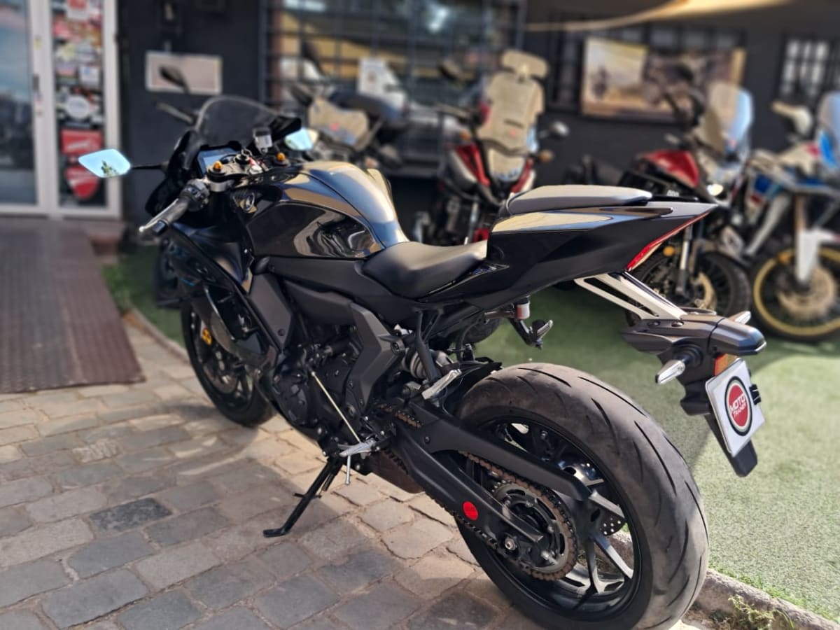 2023 Yamaha YZF R7 YZF Azul - Miniatura 7