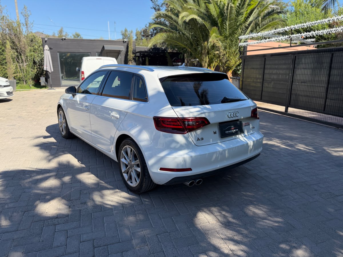 2017 Audi A3 SPORTBACK 35 TFSI A3 Blanco - Miniatura 6