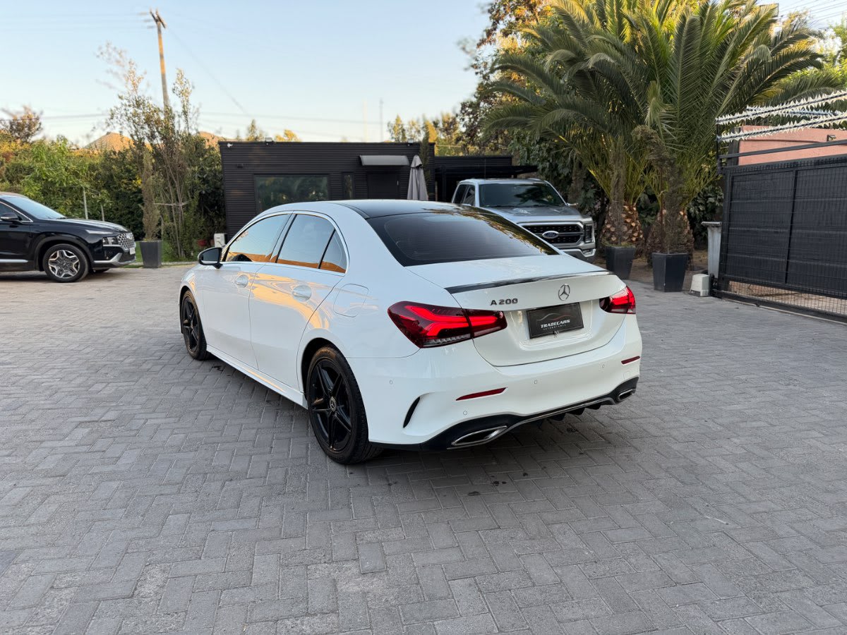 2021 Mercedes-Benz A200 Blanco - Miniatura 5