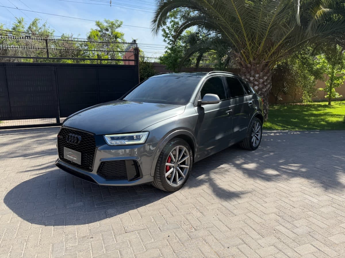 2019 Audi RSQ3 GRIS - Miniatura 8
