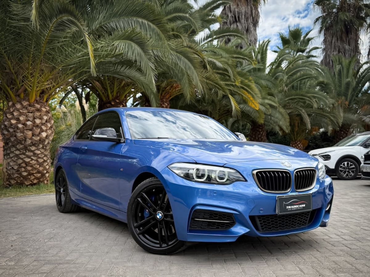 2021 BMW 240M Azul - Imagen 1