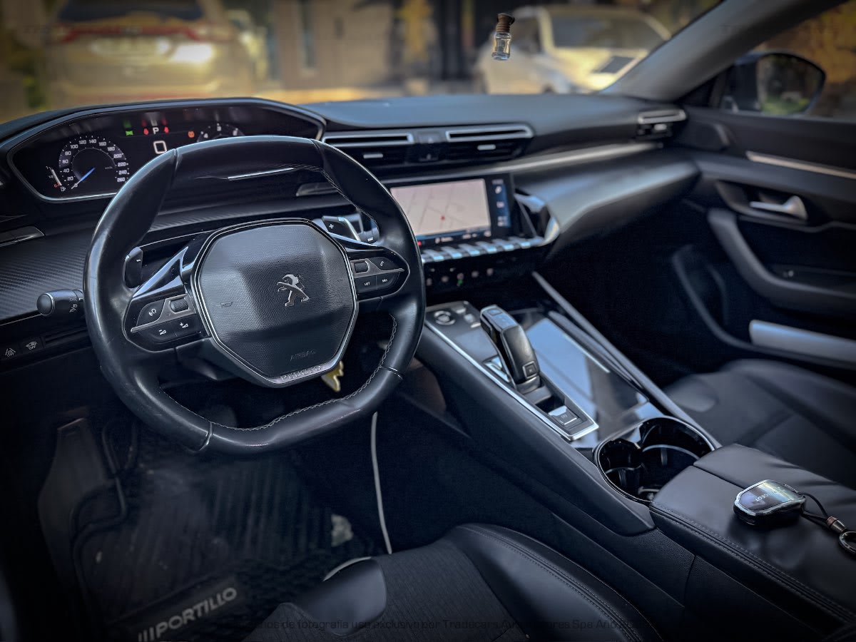 2021 Peugeot 508 Azul - Miniatura 10