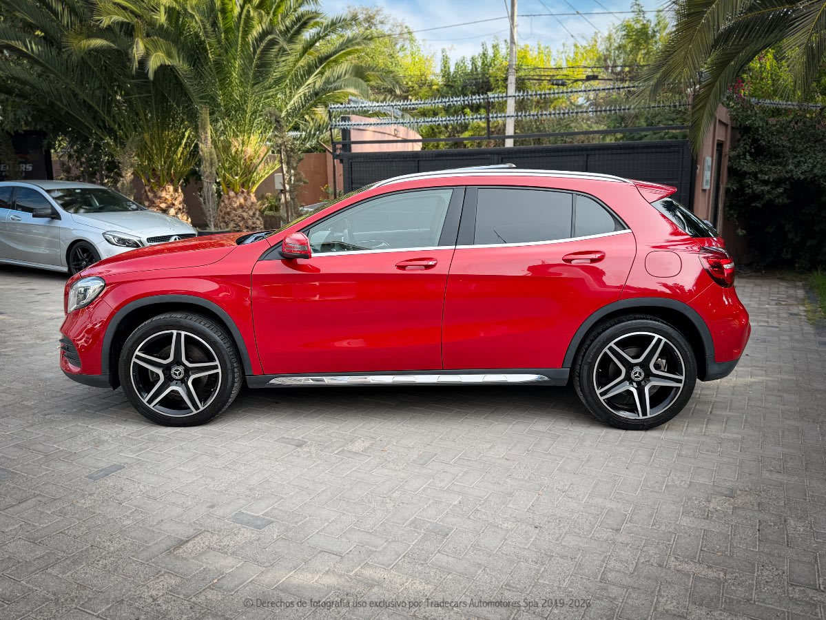 2019 Mercedes-Benz GLA 250 GLA BLANCO T ROJO - Miniatura 7