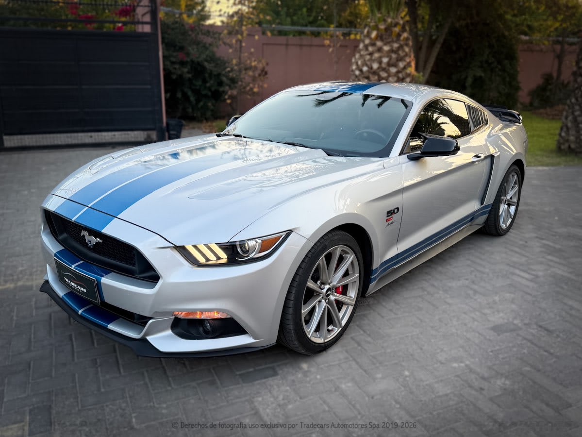 2018 Ford MUSTANG GT-COUPE GRIS - Miniatura 8