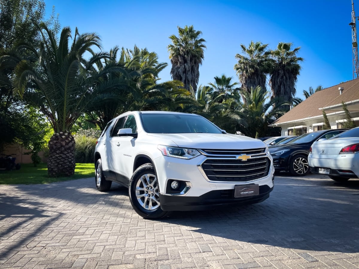 2021 Chevrolet TRAVERSE Blanco - Miniatura 2