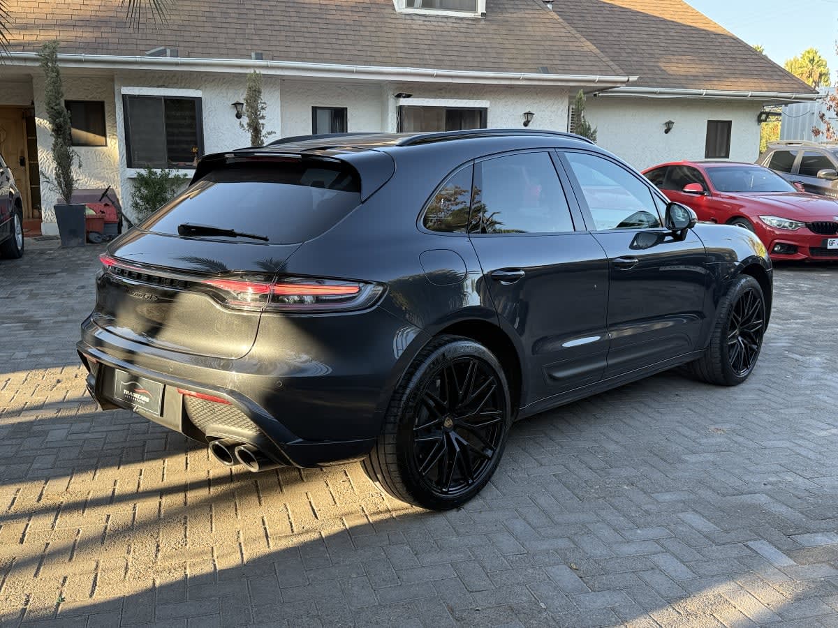 2023 Porsche MACAN GTS Gris - Miniatura 4