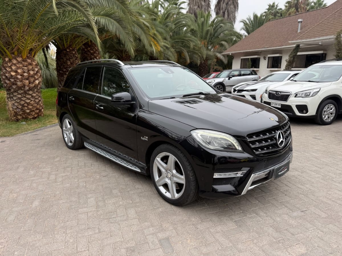 2013 Mercedes-Benz Ml 500 Ml NEGRO PERLA - Miniatura 2