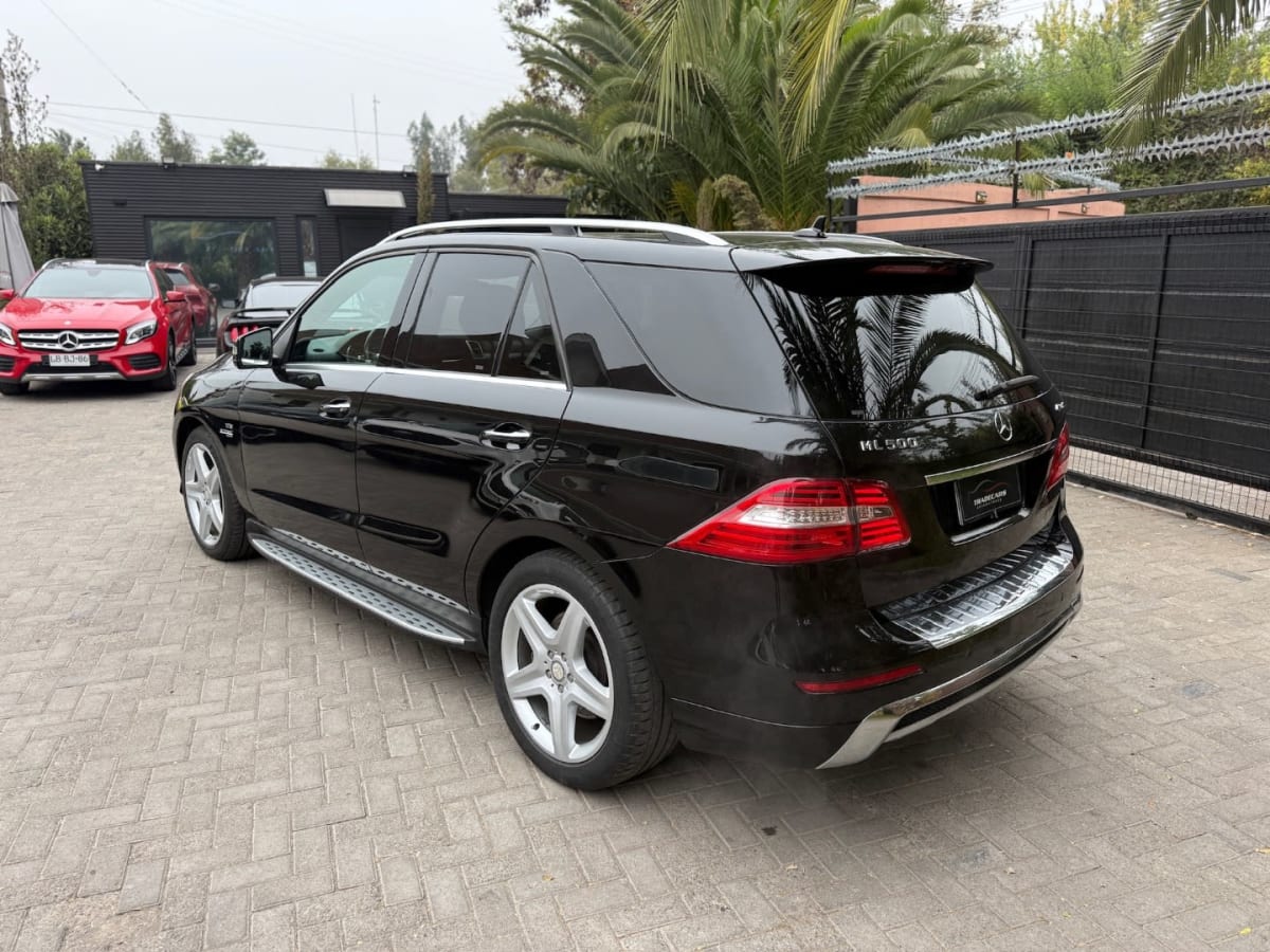 2013 Mercedes-Benz Ml 500 Ml NEGRO PERLA - Miniatura 6