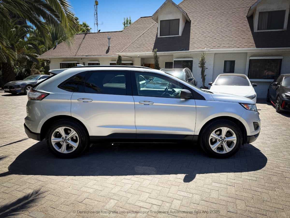 2018 Ford EDGE Gris - Miniatura 3