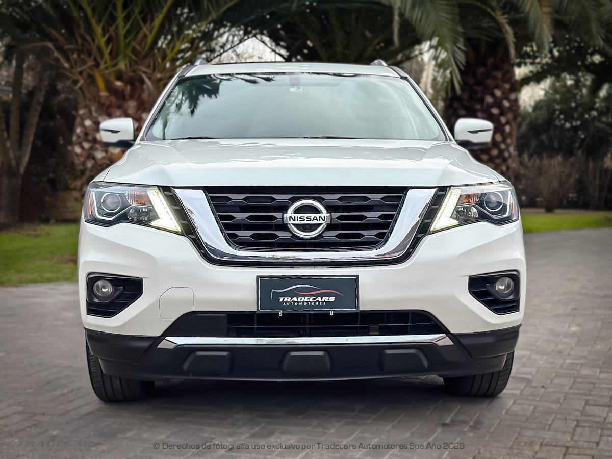 2018 Nissan NEW PATHFINDER Blanco - Miniatura 9
