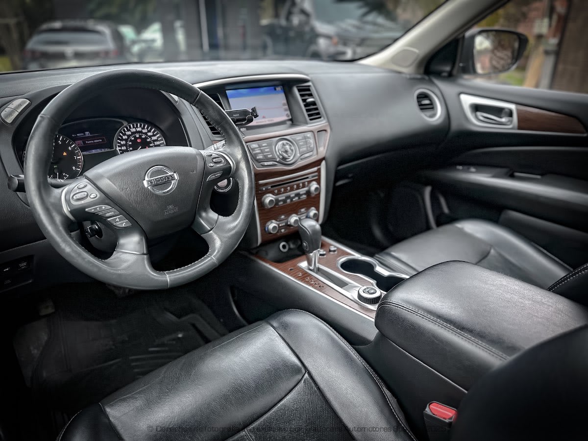 2018 Nissan NEW PATHFINDER Blanco - Miniatura 10