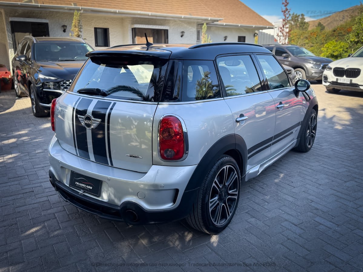 2013 MINI COOPER COUNTRYMAN JCW COOPER Gris Plata - Miniatura 4