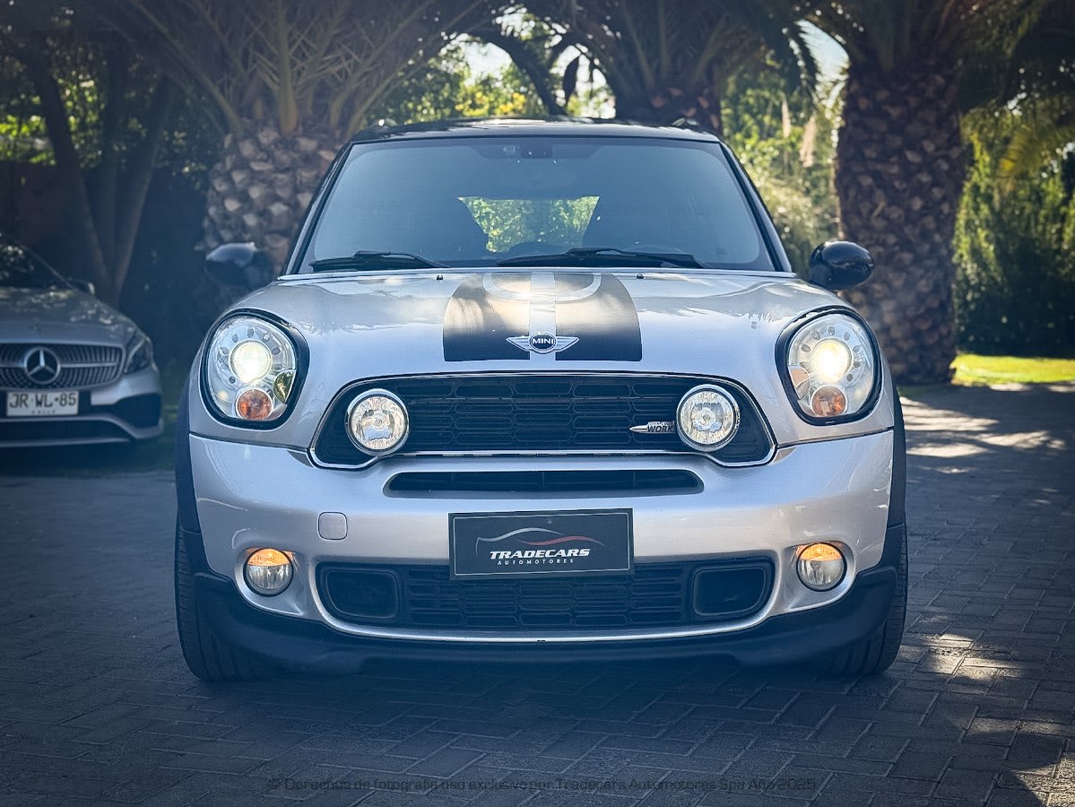 2013 MINI COOPER COUNTRYMAN JCW COOPER Gris Plata - Miniatura 9