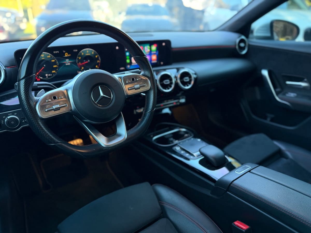 2022 Mercedes-Benz A200 GRIS - Miniatura 10