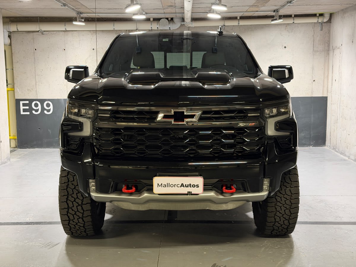 2025 Chevrolet SILVERADO 6.2 ZR2 AUTO DC 4WD R SILVERADO Negro - Miniatura 2