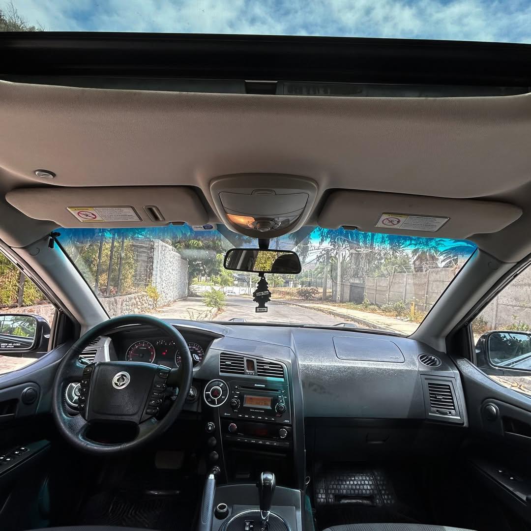 2013 SsangYong ACTYON SPORT 4X4 Negro - Miniatura 6