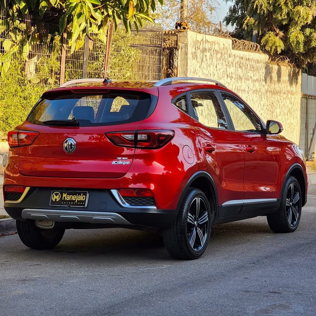 2021 MG ZS COMFORT 1.5L Rojo - Miniatura 9