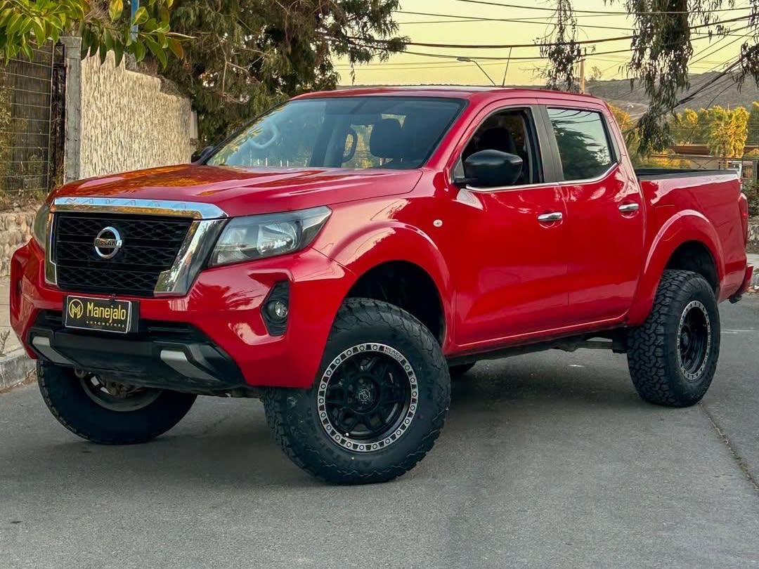 2022 Nissan NAVARA SE 2.3L 🇯🇵 NAVARA Rojo - Imagen 1