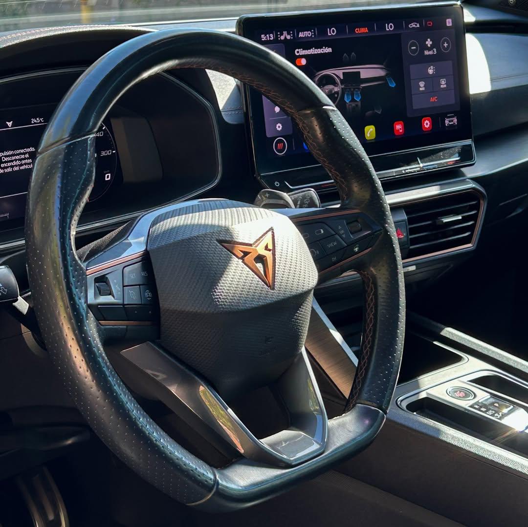 2023 CUPRA FORMENTOR VZ 4DRIVE 4X4 2.0L 🇪🇸 Gris - Miniatura 5