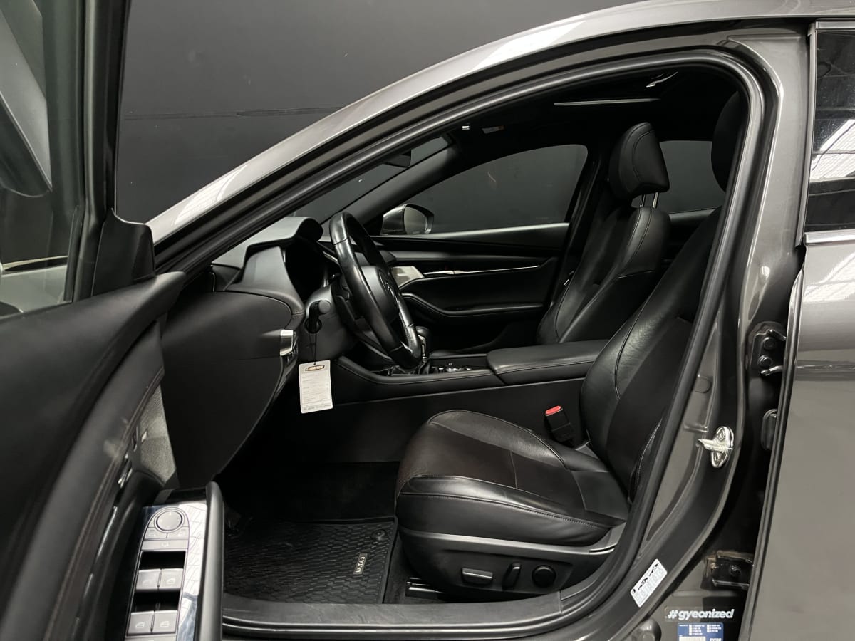 2023 Mazda 3 3 HB 4X2 2.5 AUT Gris - Miniatura 8