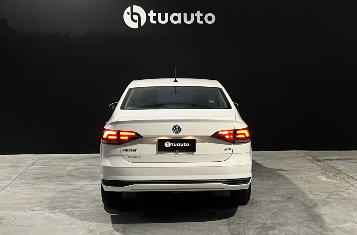 2022 Volkswagen Virtus 1.6 TRENDLINE MT Blanco - Miniatura 5